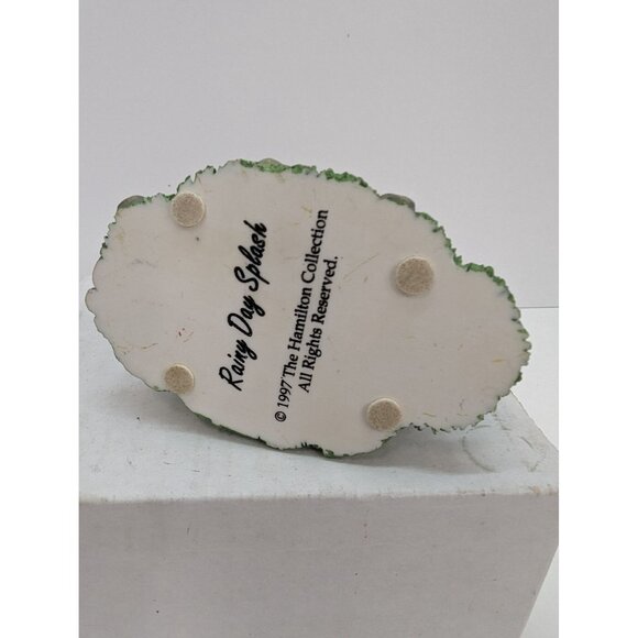 Rainy Day Splash 1997 The Hamilton Collection Elephant in Rain Hat Figurine - Picture 6 of 7